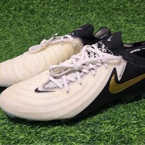 Nike Phantom GX Phantom White Black Soccer Football Cleats FQ8927-100 5.5M/7.5W